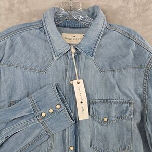 Imogene and Willie Leo Washed Pearl Snap Shirt Mens Large Blue Denim Western